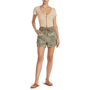 NWT Nordstrom Democracy High Waisted Utility Short
